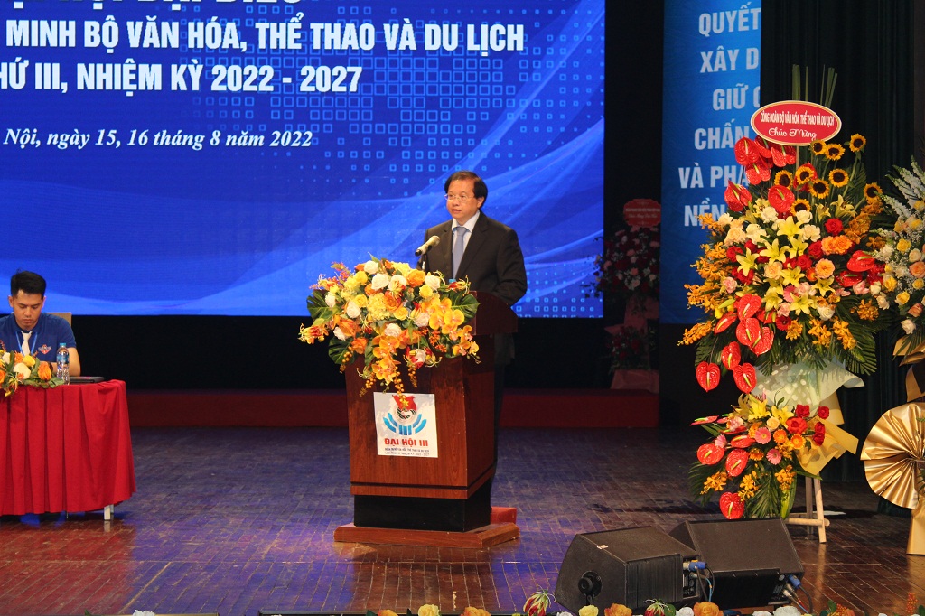 Bí thư Đảng ủy, Thứ trưởng Bộ VHTTDL Tạ Quang Đông phát biểu tại Đại hội